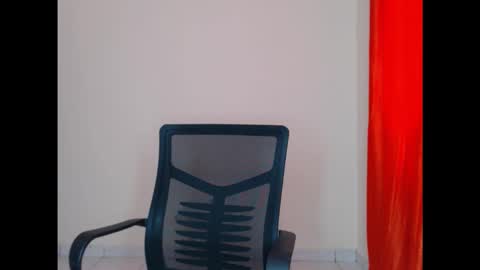 Snapshot of melaningoddess30 chatting on February 7, 6:39 am melaningoddess30 online show from February 7, 6:39 am