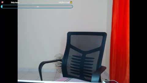 Snapshot of melaningoddess30 chatting on February 20, 6:26 am melaningoddess30 online show from February 20, 6:26 am