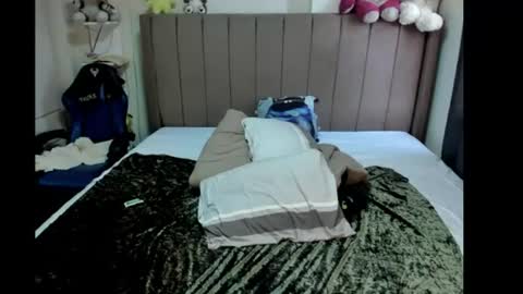 Snapshot of melany_cooper039 chatting on July 24, 7:45 pm melany_cooper039 online show from July 24, 7:45 pm