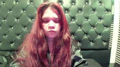 Snapshot of melanyanal_ chatting on October 29, 3:03 pm MelanyAnal online show from October 29, 3:03 pm