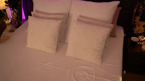 Mellanya online show from March 22, 5:00 am