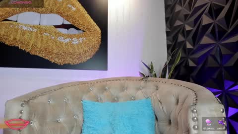 Snapshot of melanymendoza chatting on December 8, 3:13 pm Melany Mendoza online show from December 8, 3:13 pm