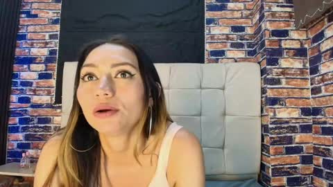 Snapshot of melek_sunderpri chatting on May 30, 5:37 am melek_sunderpri online show from May 30, 5:37 am