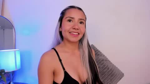 Melii  online show from March 26, 11:38 am