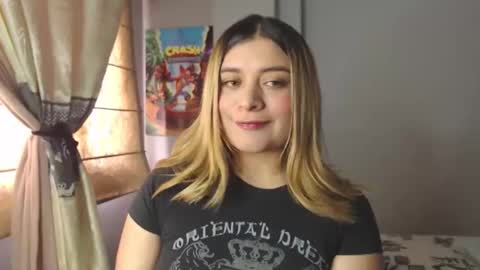 meliinna_xxx online show from April 8, 7:47 pm