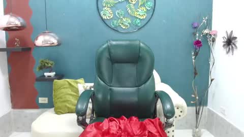 eli online show from January 23, 6:45 pm