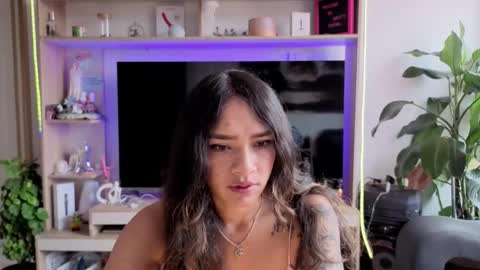 Melissa online show from March 17, 1:47 pm