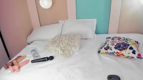 melisagrayy online show from April 16, 12:50 pm