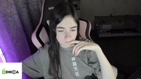 Snapshot of melisanilson chatting on December 15, 9:31 pm melisanilson online show from December 15, 9:31 pm