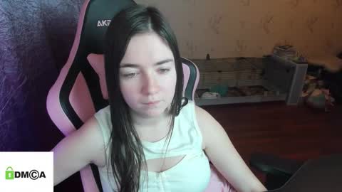 Snapshot of melisanilson chatting on December 16, 6:40 am melisanilson online show from December 16, 6:40 am