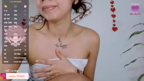 Snapshot of meliss1 chatting on February 24, 9:13 pm melissa online show from February 24, 9:13 pm