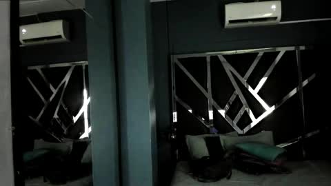 melissa_23_ online show from April 15, 11:39 am