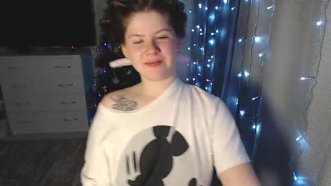 Melissa  Ray online show from December 30, 10:34 pm