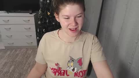 Melissa  Ray online show from January 22, 2:26 am