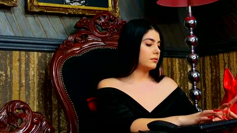 Melissa online show from December 27, 1:28 pm