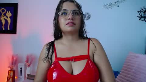 Snapshot of melissa_rhodes chatting on June 20, 11:35 am Melissa online show from June 20, 11:35 am