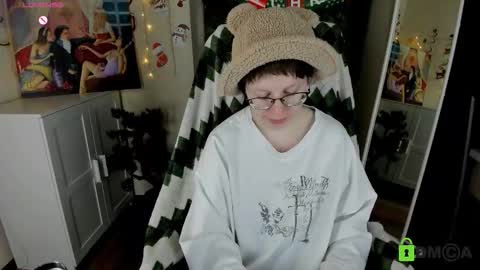 Melissa online show from January 17, 9:29 pm