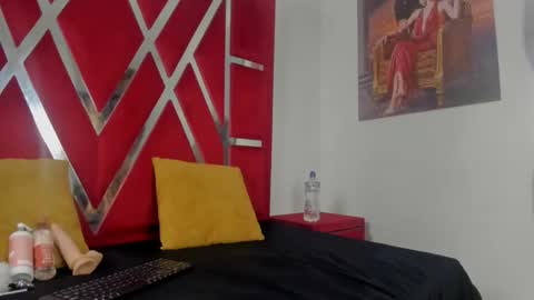 LustyBlond online show from April 7, 5:08 am