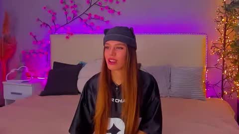 Snapshot of melissacrayzy chatting on November 16, 6:19 am MelissaCrayzy online show from November 16, 6:19 am