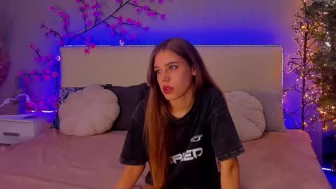 Snapshot of melissacrayzy chatting on November 18, 6:29 am MelissaCrayzy online show from November 18, 6:29 am