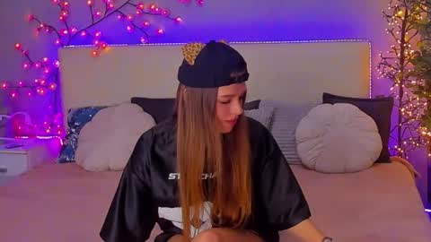 Snapshot of melissacrayzy chatting on November 23, 6:24 am MelissaCrayzy online show from November 23, 6:24 am