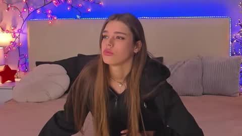 MelissaCrayzy online show from March 27, 8:48 am