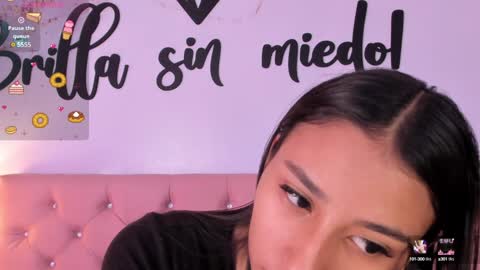 Snapshot of melissacute50 chatting on December 11, 12:23 pm Meli online show from December 11, 12:23 pm