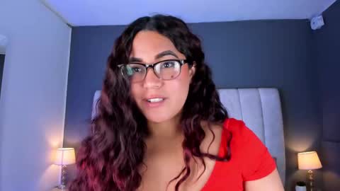 M E L I S S A  online show from March 11, 6:19 pm