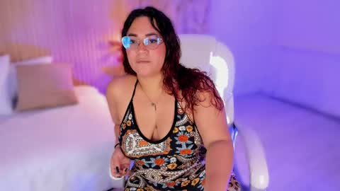 M E L I S S A  online show from April 16, 12:06 pm