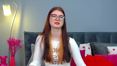 Melissa online show from April 14, 6:47 pm