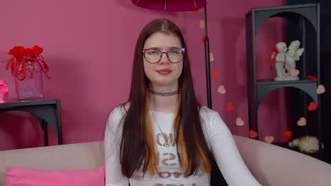 Melissa online show from April 15, 7:58 pm