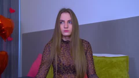 Snapshot of melissamelrey chatting on February 24, 12:16 pm MelissaBerry online show from February 24, 12:16 pm