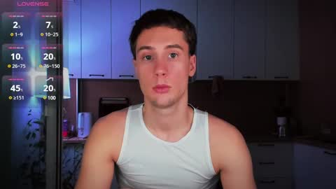 Snapshot of mell0wme chatting on January 12, 10:43 pm Mello online show from January 12, 10:43 pm