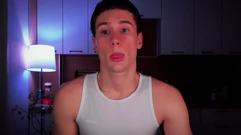 Snapshot of mell0wme chatting on February 20, 1:03 am Mello online show from February 20, 1:03 am