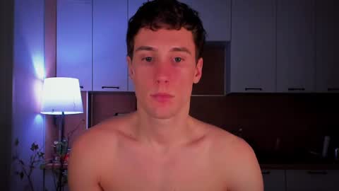 Snapshot of mell0wme chatting on March 1, 12:50 am Mello online show from March 1, 12:50 am