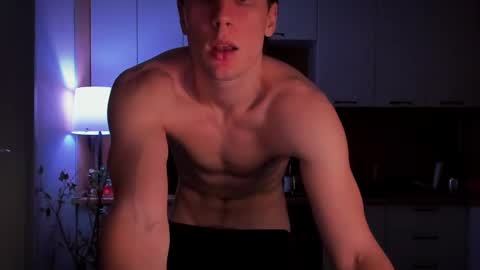 Snapshot of mell0wme chatting on March 1, 3:53 am Mello online show from March 1, 3:53 am