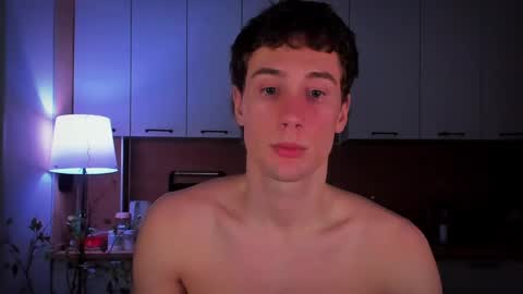 Snapshot of mell0wme chatting on March 8, 2:34 am Mello online show from March 8, 2:34 am