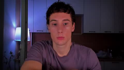 Snapshot of mell0wme chatting on March 10, 2:39 am Mello online show from March 10, 2:39 am