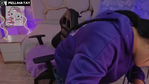 Mellani  online show from November 19, 3:17 am