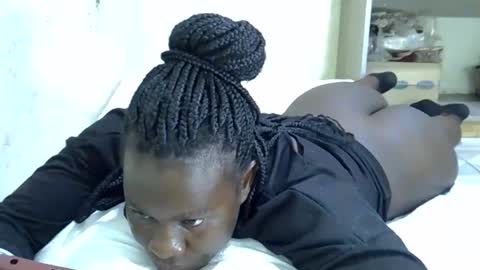 mellanine_ebony online show from December 1, 3:44 am
