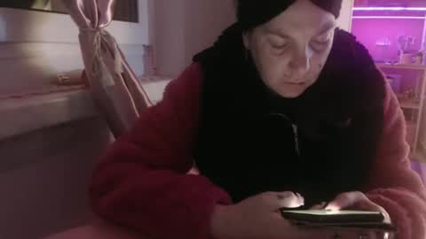 Snapshot of melli23 chatting on January 7, 8:22 pm Melli online show from January 7, 8:22 pm