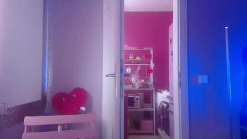 Snapshot of melli23 chatting on February 6, 2:09 pm Melli online show from February 6, 2:09 pm