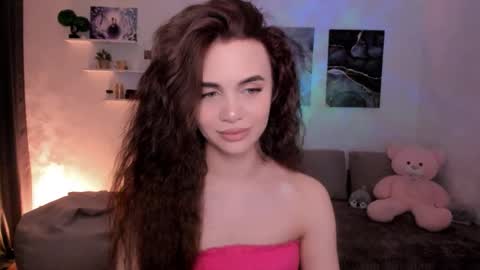 Tessa online show from May 28, 8:55 am