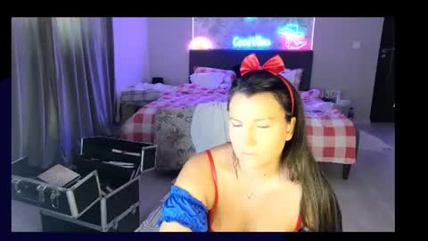 MellisaAngel online show from August 5, 7:33 am