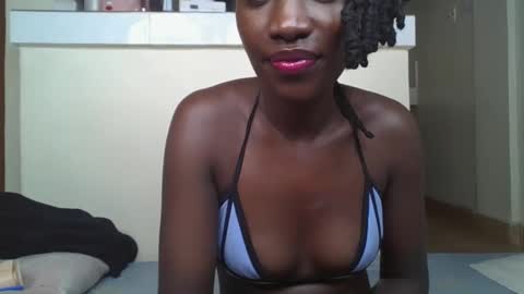 Snapshot of mellisagal chatting on January 11, 4:56 pm mellisagal online show from January 11, 4:56 pm