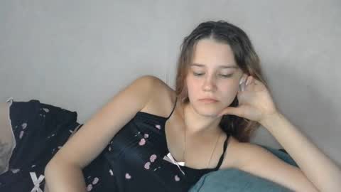 Mellisa online show from June 26, 3:49 pm