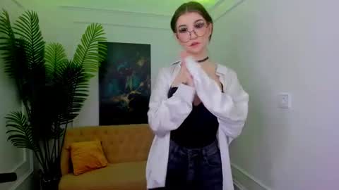 mellsawertyq online show from January 12, 7:19 pm