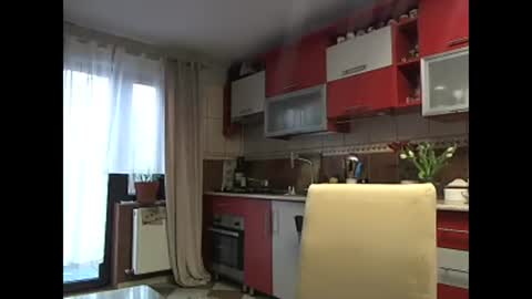 Melly online show from February 28, 7:37 am