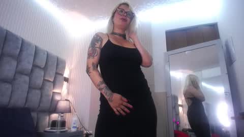 Debora online show from February 22, 8:18 pm