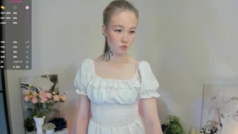 melodievejar online show from January 19, 4:05 am